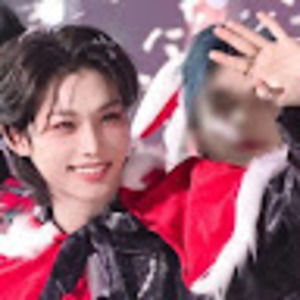 Meet your Posher, Hillary